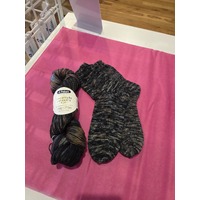 Patonyle Lustre Mix Size 37
